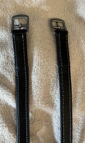 Etrivi&egrave;res Point Sellier Penelope Leprevost