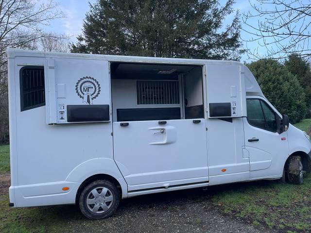 Camion vl renault master 2 places chevaux  