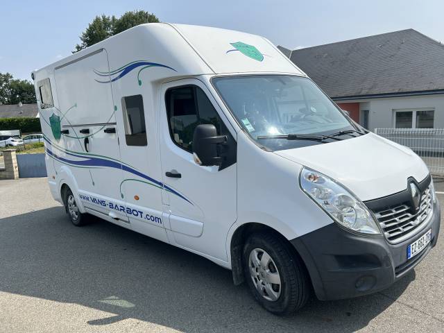 Propose transport de chevaux avec chauffeur