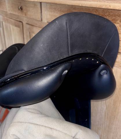 Selle dressage Child&eacute;ric noire