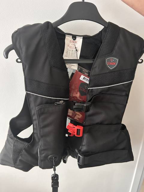 Gilet de s&eacute;curit&eacute; Airbag Spark Air XS - Back on Track 