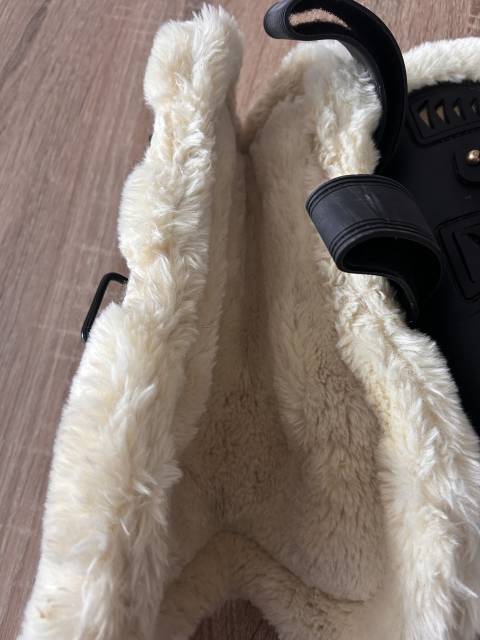 u&ecirc;tres Back on Track Airflow doubl&eacute;s mouton synth&eacute;tiqu