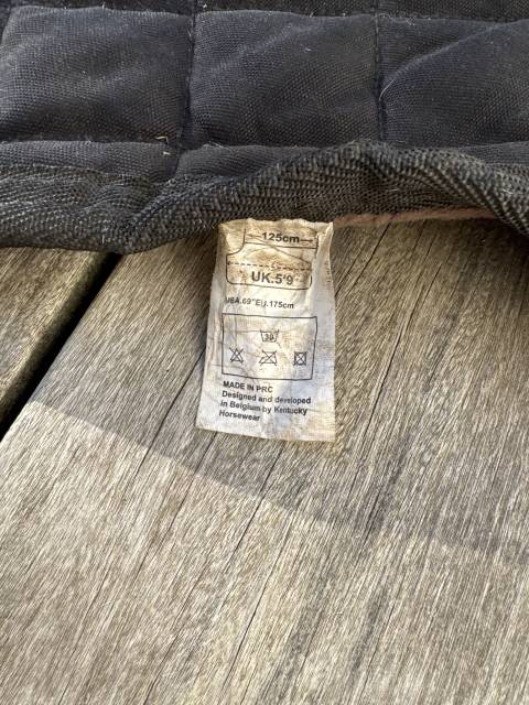 Couverture kentchuky taille 125