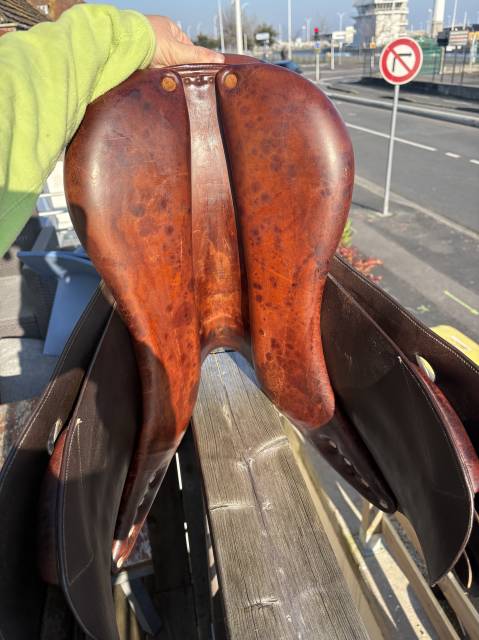 Selle Bruno Delgrange 