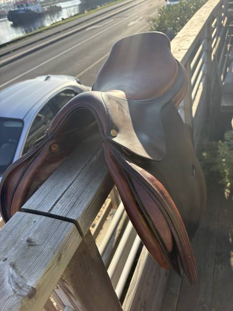 Selle Bruno Delgrange 