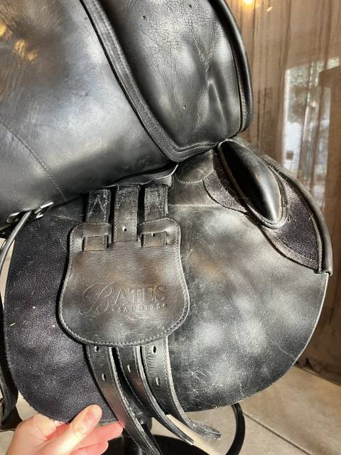 Selle d&rsquo;obstacle bates 17,5  cuir noir 