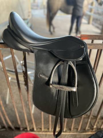 Selle mixte Norton synth&eacute;tique 