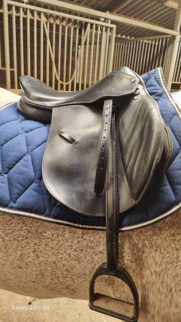 Selle Eric Mondange 17 pouces 