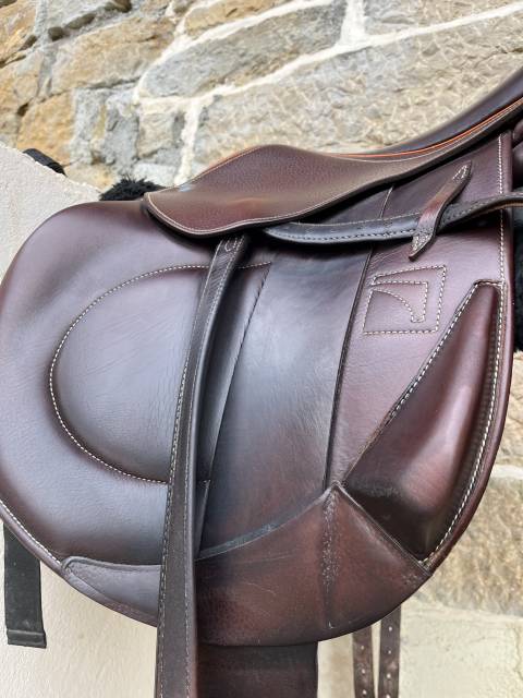 Selle mono quartier childeric 