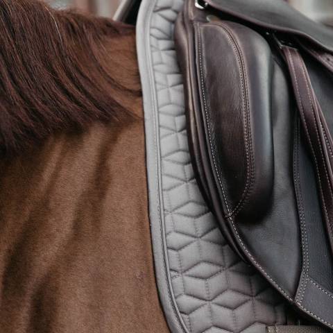 Tapis de selle Classique DRESSAGE - Kentucky