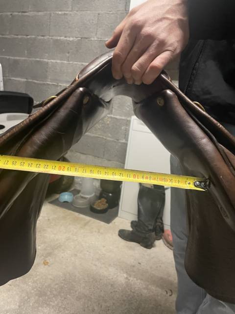 Selle &Eacute;ric Thomas 17pouce 