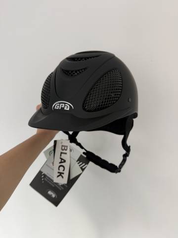 GPA Speed Air NUEVO con etiquetas &ndash; Talla 57 (CE 