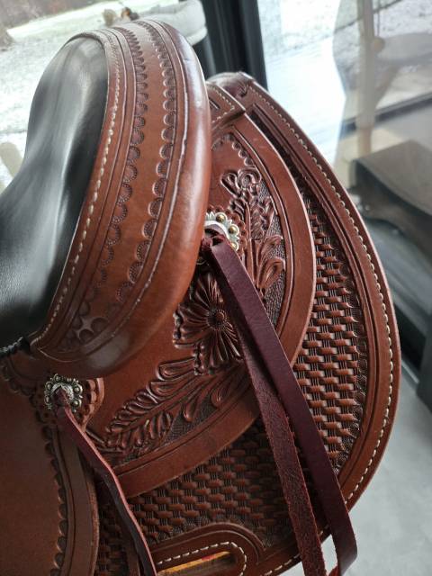 Selle Western Rawhide Trail Master FQH 16"