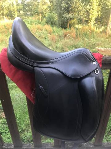 Selle Equipe dressage Olympia