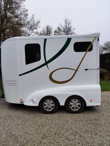 Van 2 places en parfait état - révisé