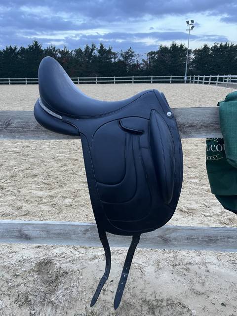 Selle dressage Devoucoux harmonie S