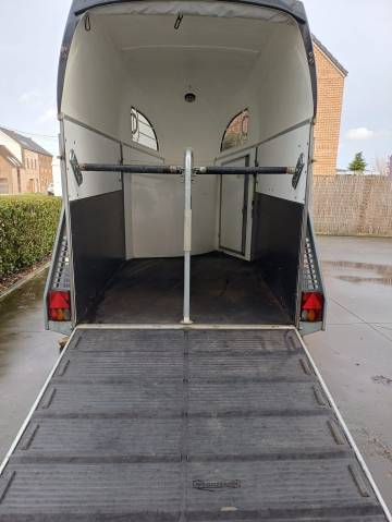 Van 2 chevaux 