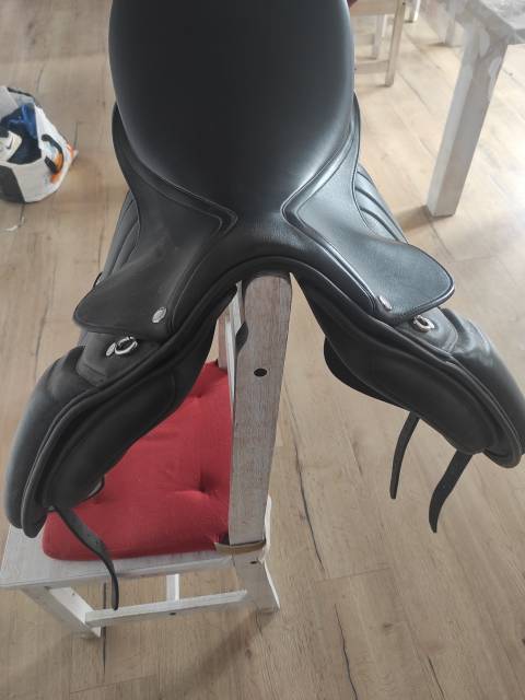 Selle dressage &Eacute;ric thomas 