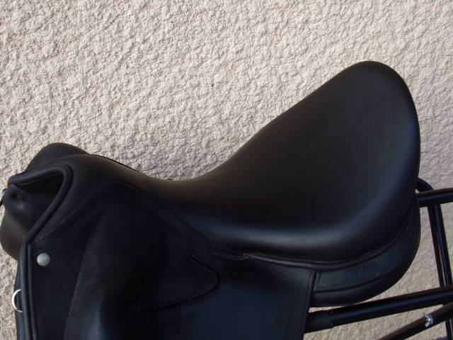 Selle Dressage Childeric DPL 18'