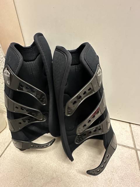 Gu&ecirc;tres veredus piaffe evo