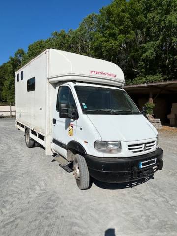 Renault mascott – bétaillère chevaux (2 places)