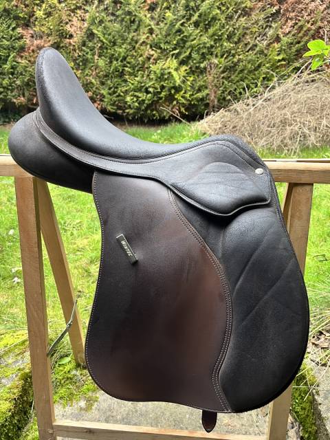 Vends selle mixte Wintec 17,5&rsquo;&acute;