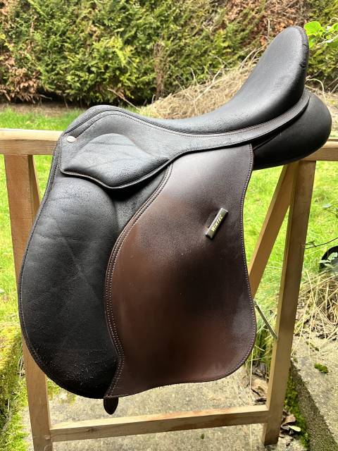 Vends selle mixte Wintec 17,5&rsquo;&acute;