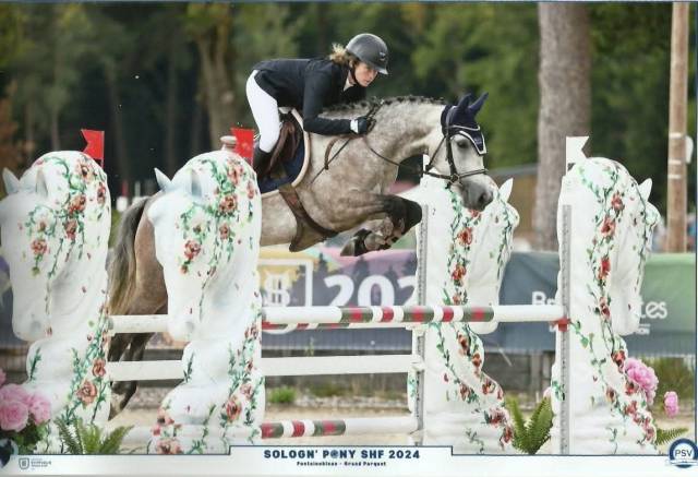 Ponette pour épreuve as