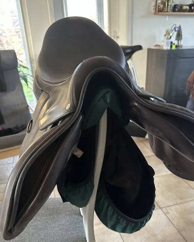 Selle S&eacute;oul Forestier 17&rsquo; buffle 