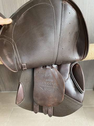 St&uuml;bben Aviator Jumping Saddle &ndash; 17.5&rdquo;