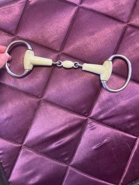 Mors cheval utilis&eacute; 1 fois