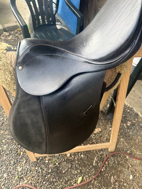 Selle ADAM Mistral 17,5&Prime;