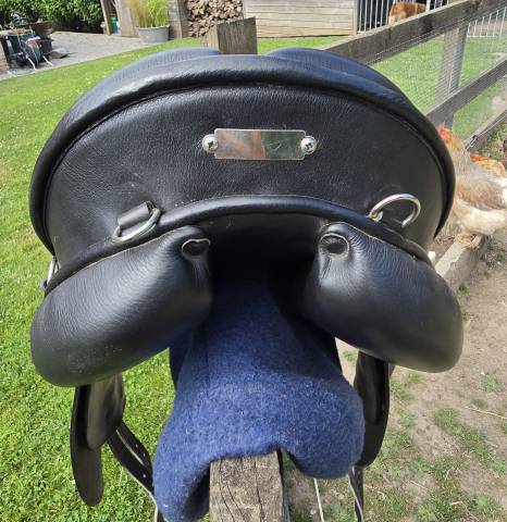 Selle zaldi royal police 