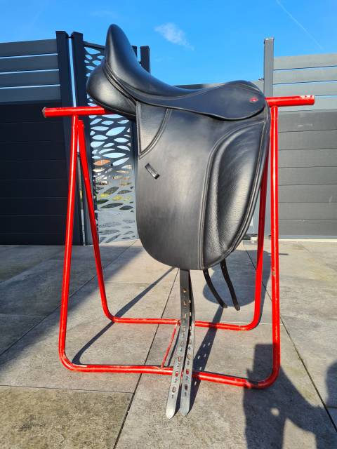 Selle dressage Thorowgood T8 haut de garrot