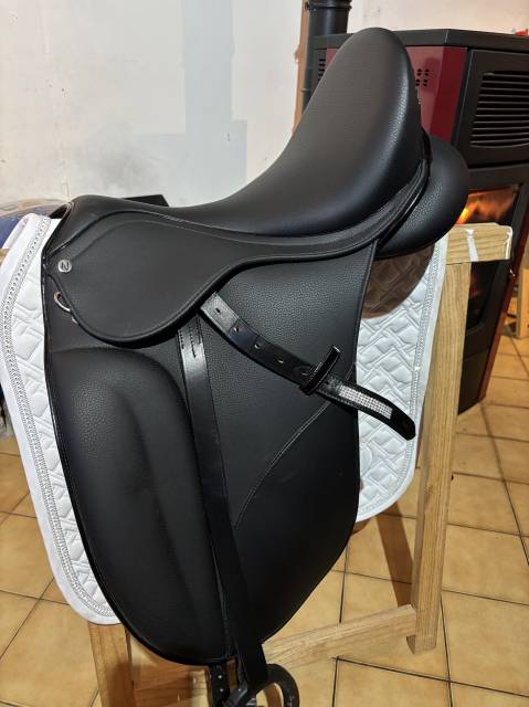 Selle dressage Norton pro 18&rsquo;