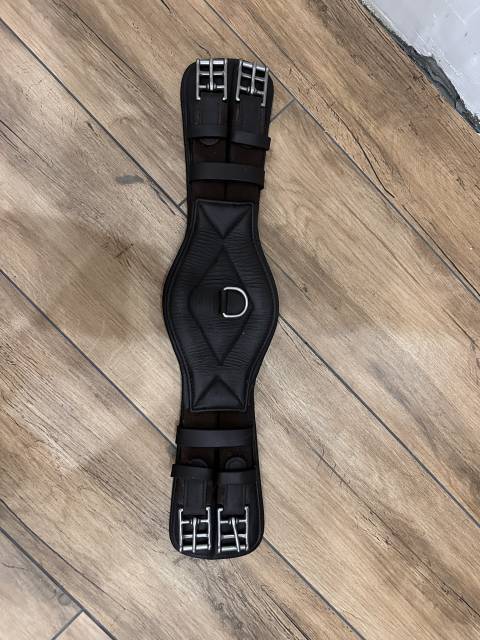 Selle de dressage GBS