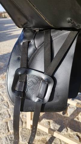 Selle de dressage Marjoman &ndash; Mod&egrave;le VERA D &ndash; 17,5"