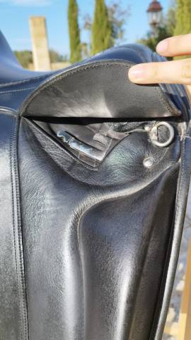 Selle de dressage Marjoman &ndash; Mod&egrave;le VERA D &ndash; 17,5"