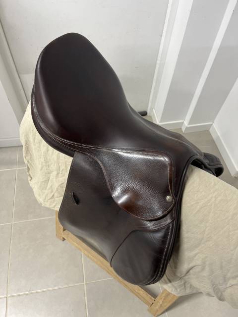 Selle Devoucoux Biarritz  17,5