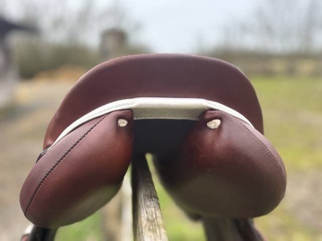 Selle extra contact Antares