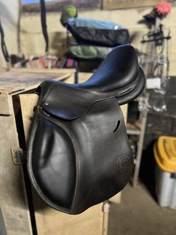 Selle Forestier Prem&rsquo;s 17 pouces