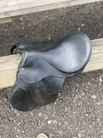 Selle &agrave; vendre 