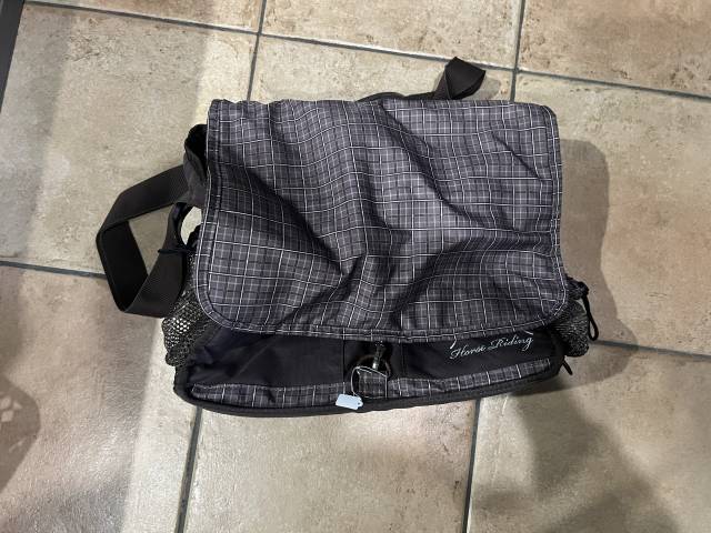 Sac de pansage fouganza marron pour  brosse &eacute;quitation 