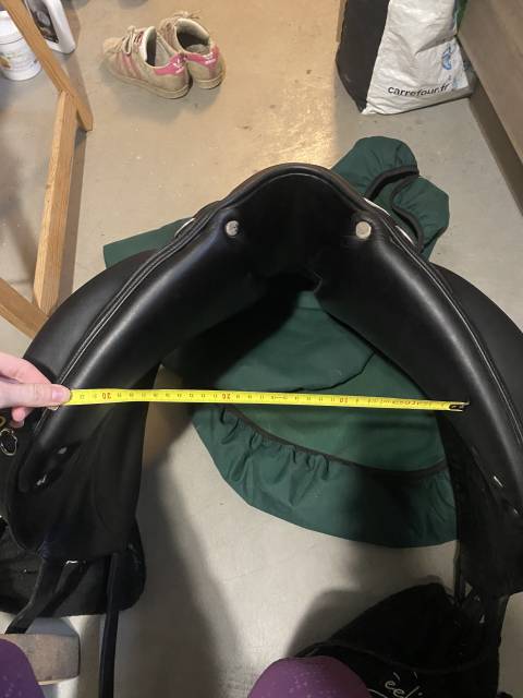 Selle de dressage Devoucoux 