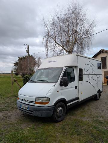 Location camion vl 2chevaux 5 pl