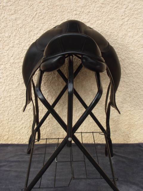 Selle Dressage Childeric 17'