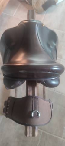 Selle dressage allures