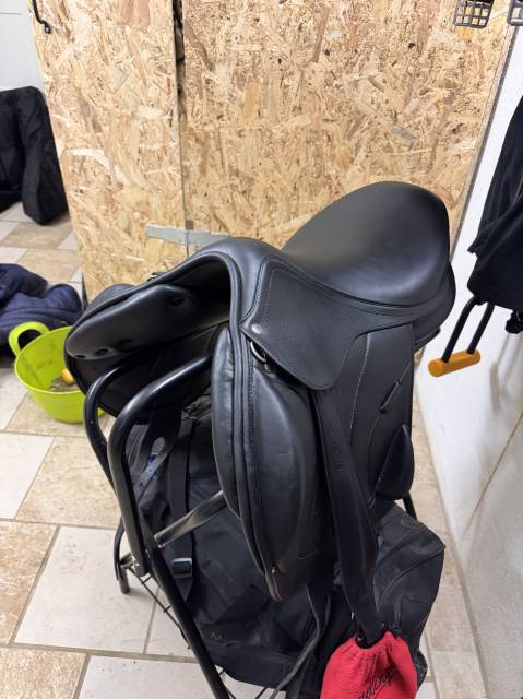 Selle monoquartier antares 17,5