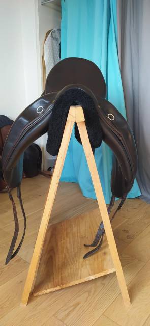 Selle dressage Media