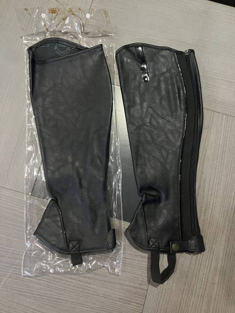 Mini chaps neuf cuir noir d&rsquo;&eacute;quitation mixte femme